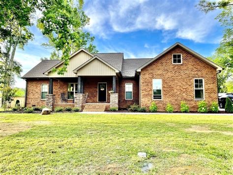 Tullahoma, TN real estate & homes for sale .